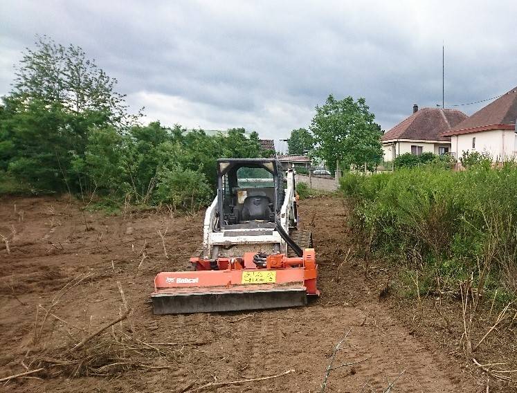 BOBCAT 90 GIROBROYEUR | FB Démolition Notre parc matériel Rixheim 9