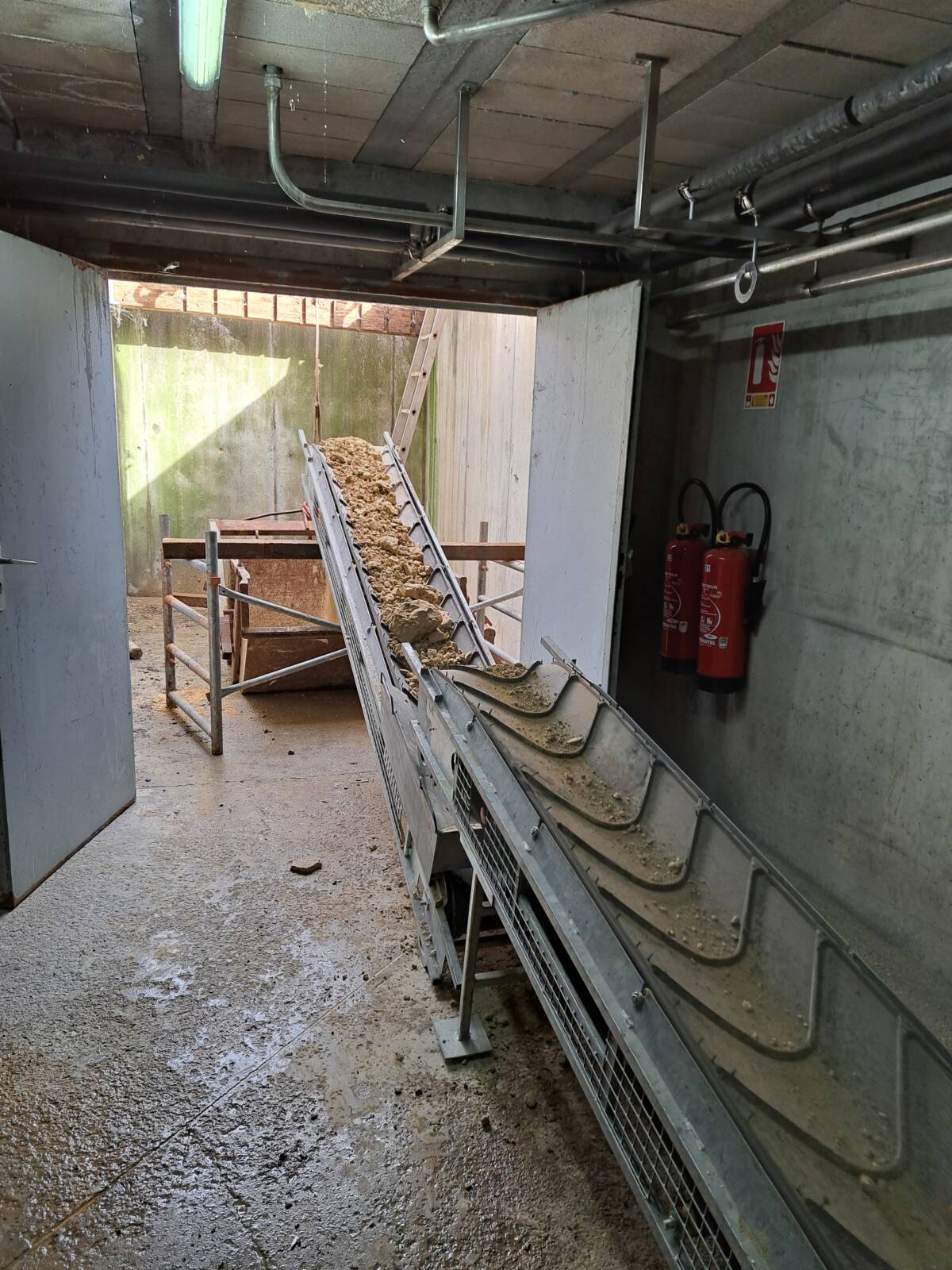 Travaux de terrassement en Vide Sanitaire Fromagerie de Noël Cerneux &#8211; (Doubs) Pfastatt 4